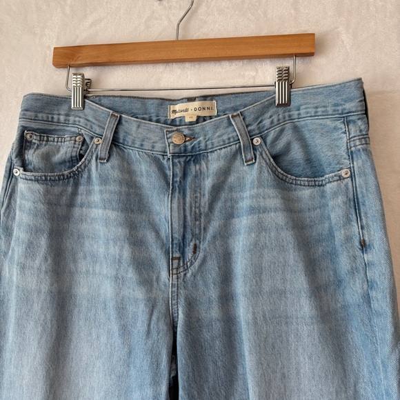 Madewell x Donni womens Low-Rise Loose Jeans in Mathison Wash size 30 NJ167 - Picture 3 of 12